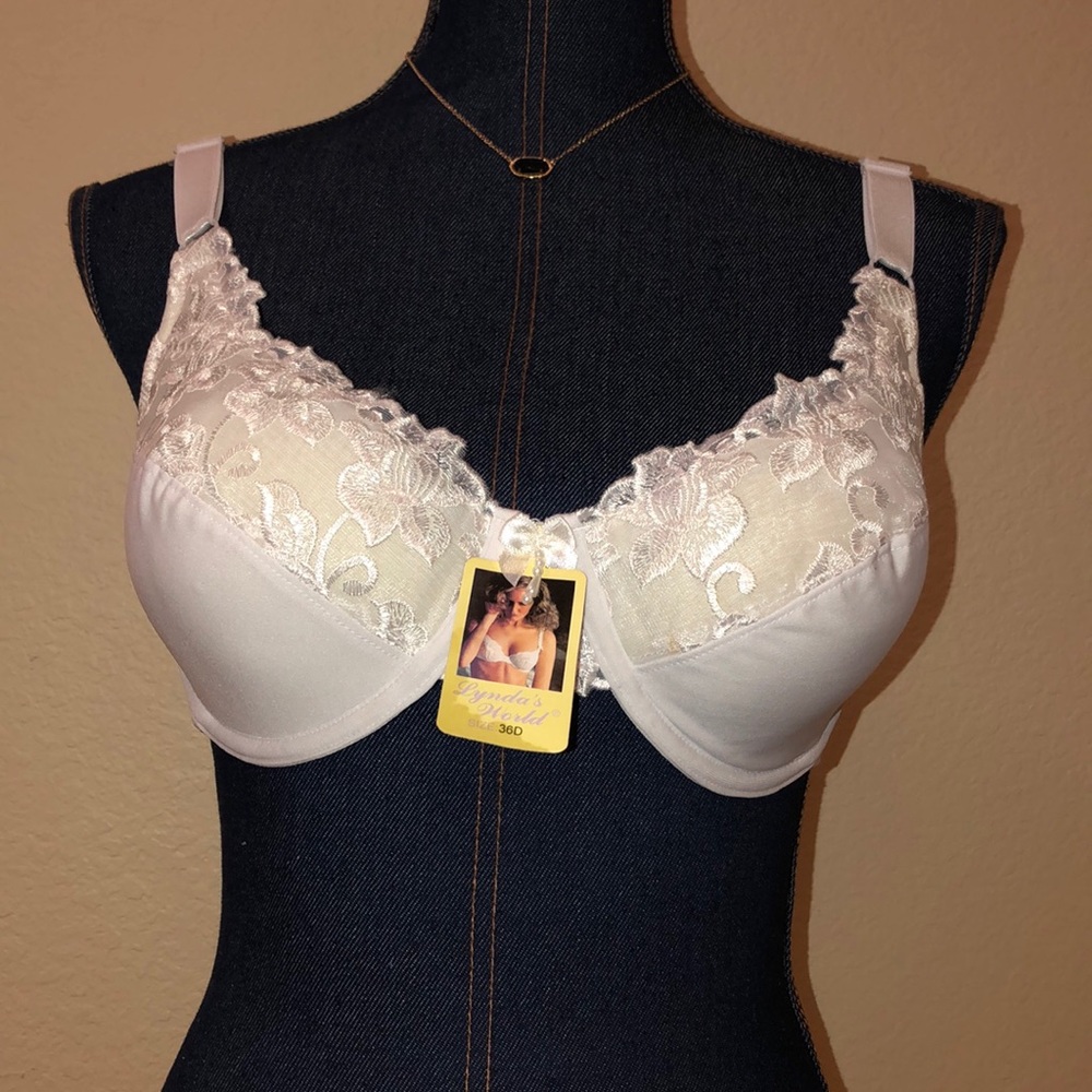 Brand-New LYNDA’s World 36D Bra